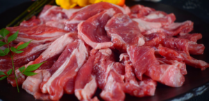 【ラム通販】ラム肩肉(ショルダー)炒めもの用スライス 400g