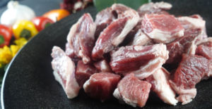 【マトン通販】マトンレッグ煮込み・カレー用 800g