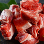 【ラム通販】ショルダー煮込み・カレー用 800g