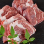 【ラム通販】特上ラム 肩ロース焼肉・BBQ用 200g
