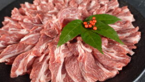 【ラム通販】特上ラム 肩ロース炒めもの用スライス 1,000g